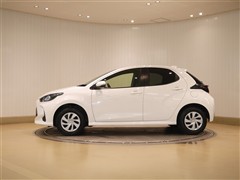 ヤリス X 4WD