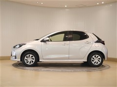 ヤリス X 4WD