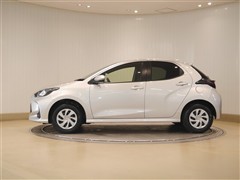 ヤリス X 4WD