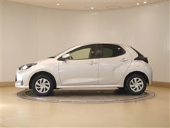 ヤリス X 4WD