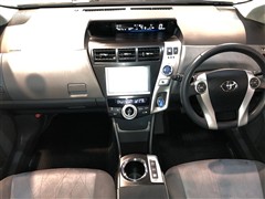 プリウスアルファ G