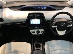 プリウス S ツーリングセレクション