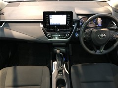 カローラツーリングHV G-X 4WD