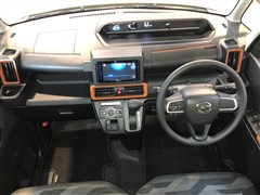 タント ファンクロス 4WD