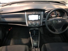 カローラフィールダー X 4WD