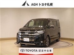 トヨタ　ノア SI WXB3 4WD