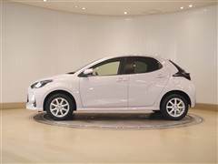 ヤリスHV X 4WD