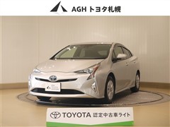 プリウス S セーフティ+ 4WD
