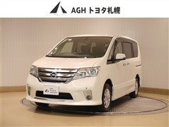 日産 セレナ ハイウェイスター Vセレ 4WD