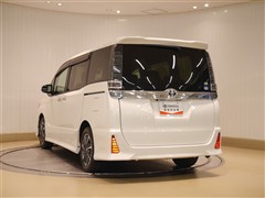 ヴォクシー ZS キラメキ FF