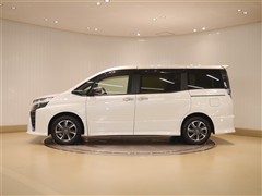 ヴォクシー ZS キラメキ FF