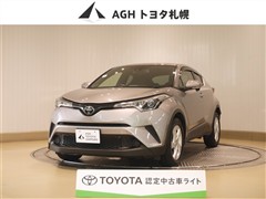 トヨタ C-HR S-T 4WD