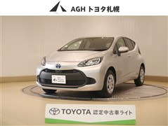 トヨタ アクア X 4WD