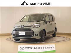トヨタ シエンタ HV X 4WD