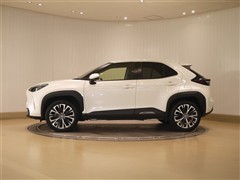 ヤリスクロス HV Z 4WD