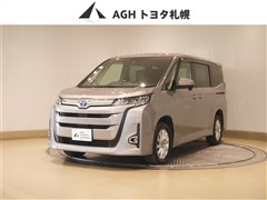 トヨタ ノア HV Z 4WD