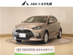 トヨタ ヤリス HV G 4WD