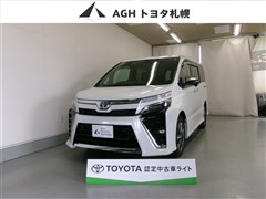 トヨタ ヴォクシー ZS キラメキ3 4WD