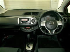 ヴィッツ F スマイルED 4WD