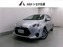 トヨタ　アクア G