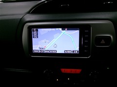 ヴィッツ U 4WD