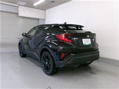 C-HR G-T 4WD
