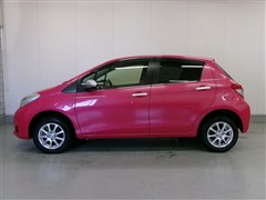 ヴィッツ ジュエラ