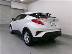 C-HR HV S FF