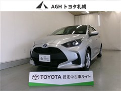 トヨタ ヤリス HV X
