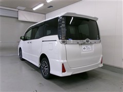 ヴォクシー ZSキラメキ2 4WD