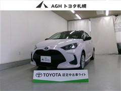 トヨタ ヤリス ハイブリッド X 4WD