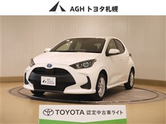 トヨタ　ヤリス HV X 4WD