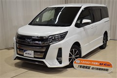 トヨタ　ノア SI