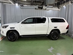 ハイラックス Z GRスポーツ