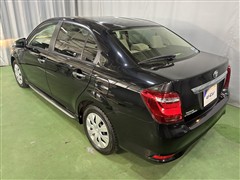 カローラアクシオ X