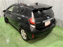 アクア S スタイルブラック