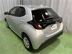 ヤリス X 4WD