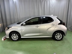 ヤリス X 4WD