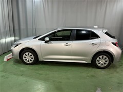 カローラスポーツ G-X 4WD