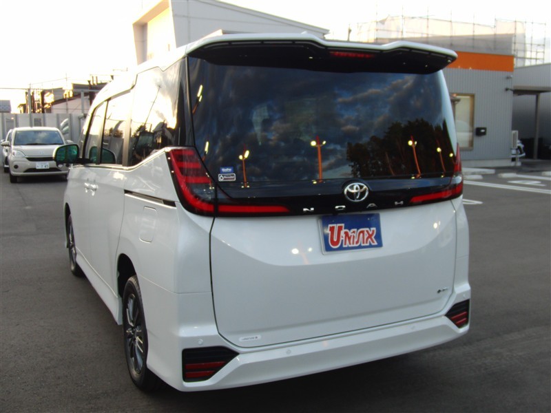 ノア ハイブリッド S-Z 4WD（321023135169）の中古車 | トヨタ認定中古