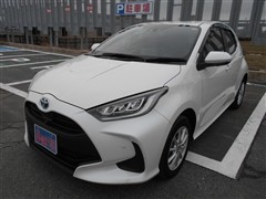 トヨタ ヤリス ハイブリッド G 4WD