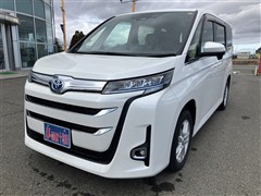 ノア ハイブリッド Z 4WD