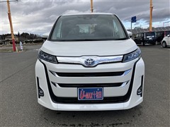 ノア ハイブリッド Z 4WD