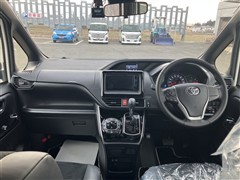 ヴォクシー ZS  4WD