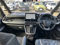 ノア ハイブリッド G  4WD