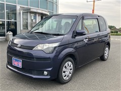 トヨタ スペイド G  4WD
