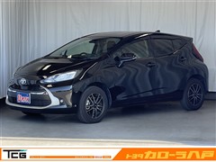 トヨタ アクア G  4WD