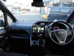 ヴォクシー ZS キラメキ3 4WD