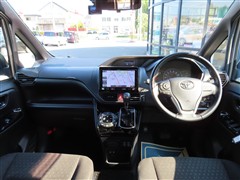 ノア G  4WD