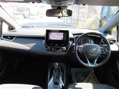 カローラスポーツ G 4WD